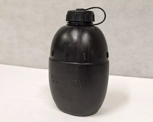 58 Pattern Canteen Water Bottle - 1 Piece